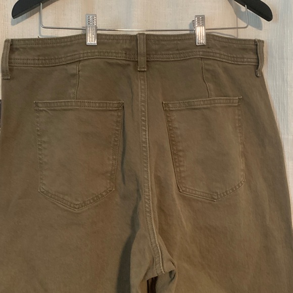 Universal Thread Women’s Olive green high-rise sailor wide leg denim jeans sz 16 - Picture 8 of 9